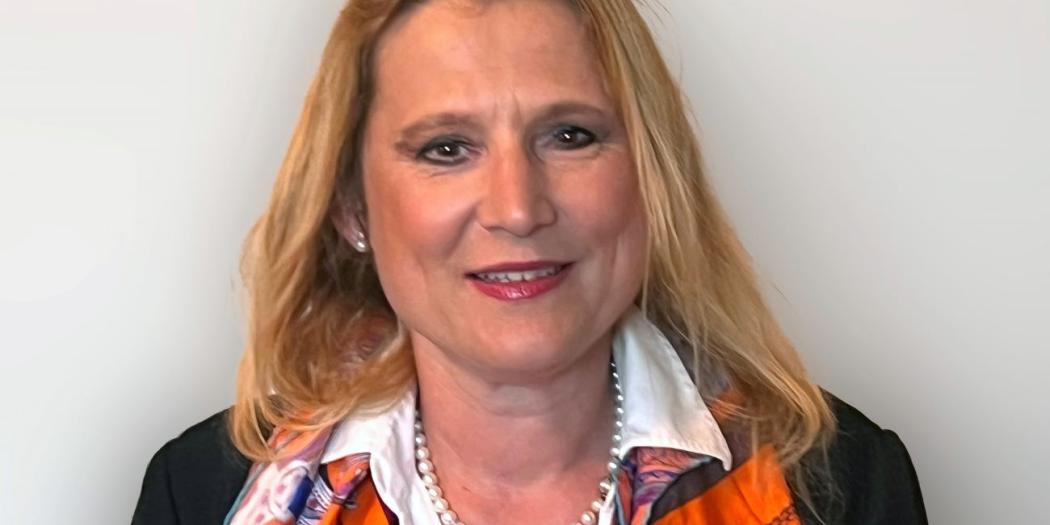 inventx-VR-digital-banking-spezialistin-sandra-daub